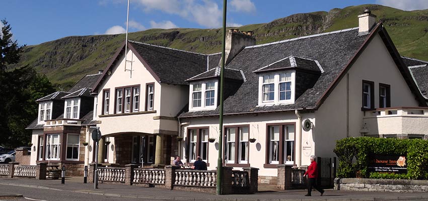 The Kirkhouse Inn on the John Muir Way - Walkers' Britain