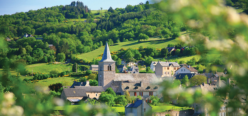 French long distance footpath - The Way of St James with Walkers' Britain