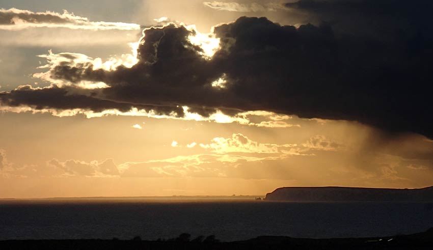 Beautiful sunset on the Isle of Wight Coastal Walking holiday - Sherpa Expeditions UK