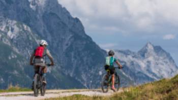 Enjoy spectacular mountain views while cycling in Austria | Martin Steinthaler