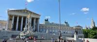 Austrian Parliament building | Lilly Donkers