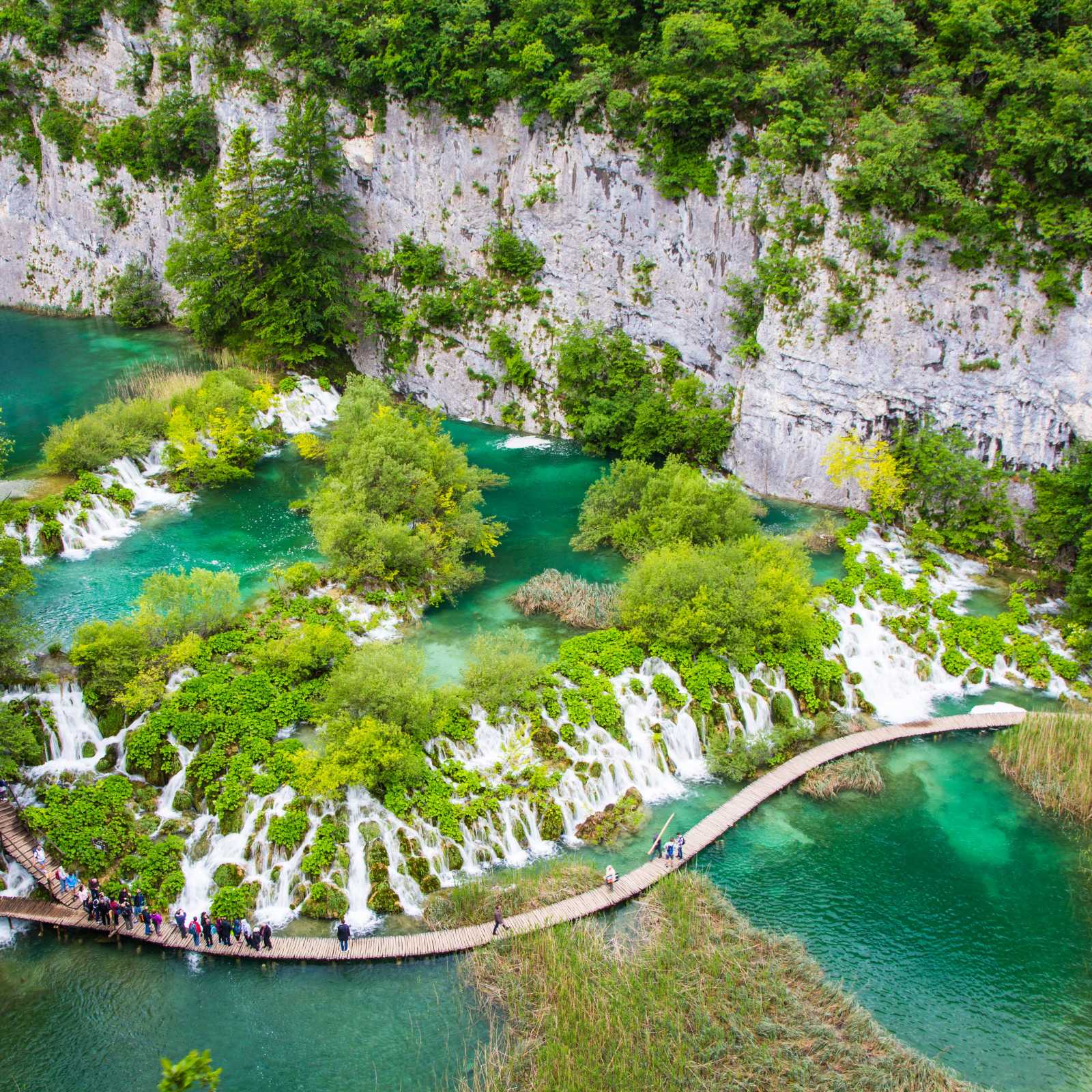 Explore stunning Plitvice National Park in Croatia