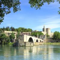 Discover beautiful Avignon in Provence