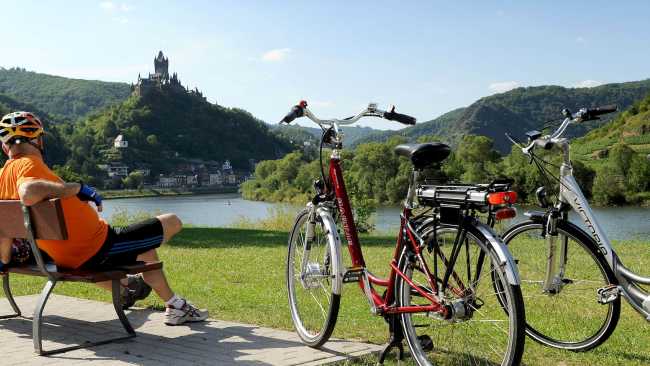Relaxing on the Moselle Bike Path | Ferienland Cochem Tourism