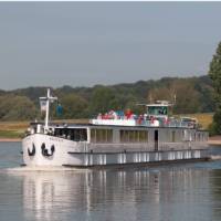 Fluvius Barge used on our Amsterdam to Bruges bike and boat holidays