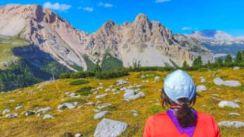 Pausing to marvel at the Dolomites | Gus Cheung