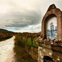 Typical Portuguese azulejo depicting a pilgrim | Miguel Da Santa