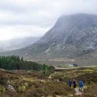 Hiking between Kingshouse Hotel and Kinlochleven