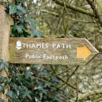 National Trail Signs, Thames Path | Shutterstock