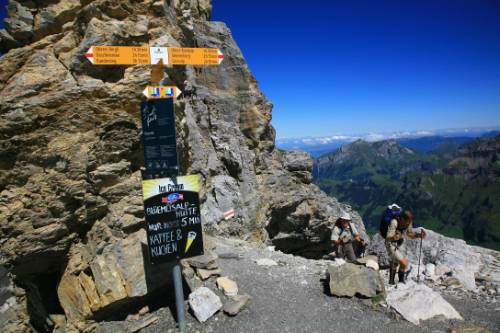 Waymarking and ice cream on the Alpine Pass Route&#160;-&#160;<i>Photo:&#160;Jon Millen</i>