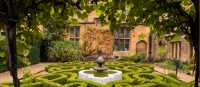 The Knot Garden at Sudeley Castle | Shutterstock