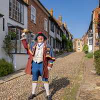 The Town Cryer in Rye, East Sussex | Visit Britain