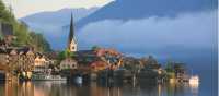 Hallstatt on the Hallstattersee lake, Austria