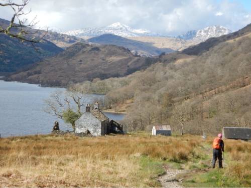 An abandoned farmhouse and view of the snowy highlands beyond Loch Lomond, looking north on a sunny afternoon (Day 3). | <i>Peter Wells</i>