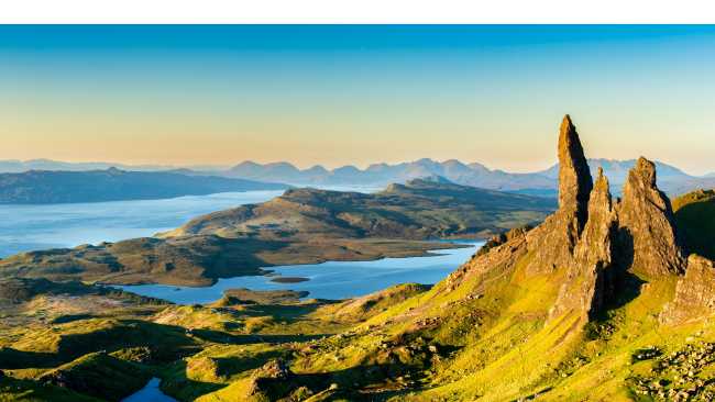 Old Man of Storr on the Isle of Skye | Pajor Pawel