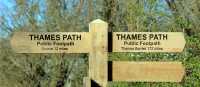 Thames Path West Waymark Signs | Shutterstock