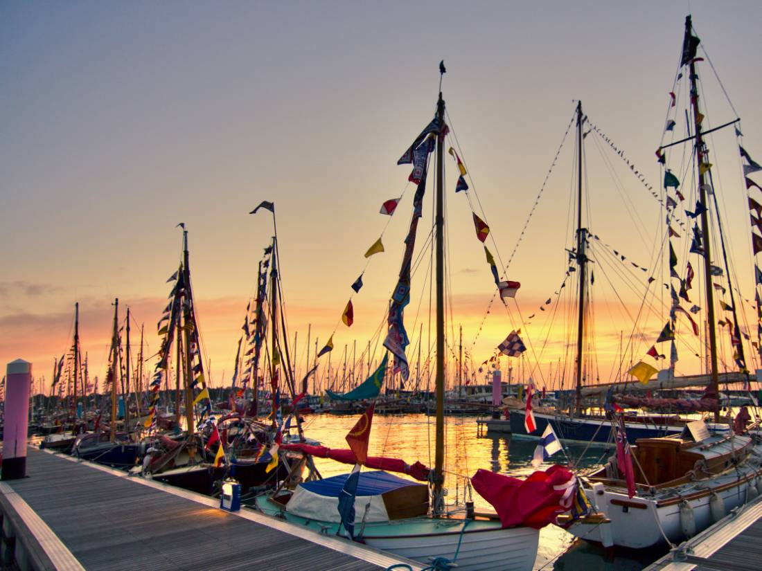 Sunset at Yarmouth harbour, Isle of Wight |  <i>visitisleofwight.co.uk</i>