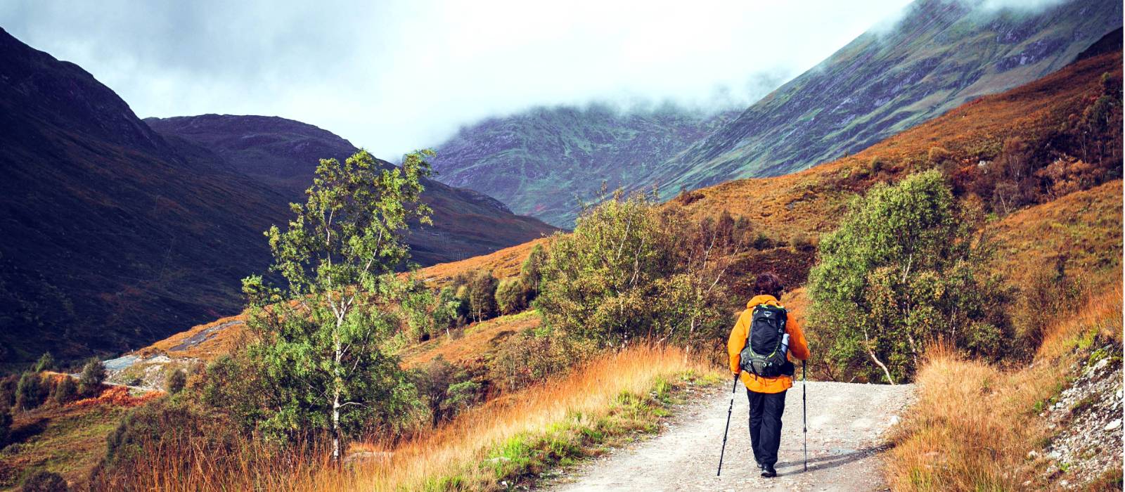 Hiking the Glencoe Valley amidst beautiful autumn colours | Anna Saveleva