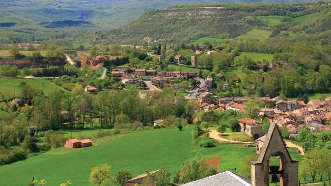 View from Cordes to Les Cabannes