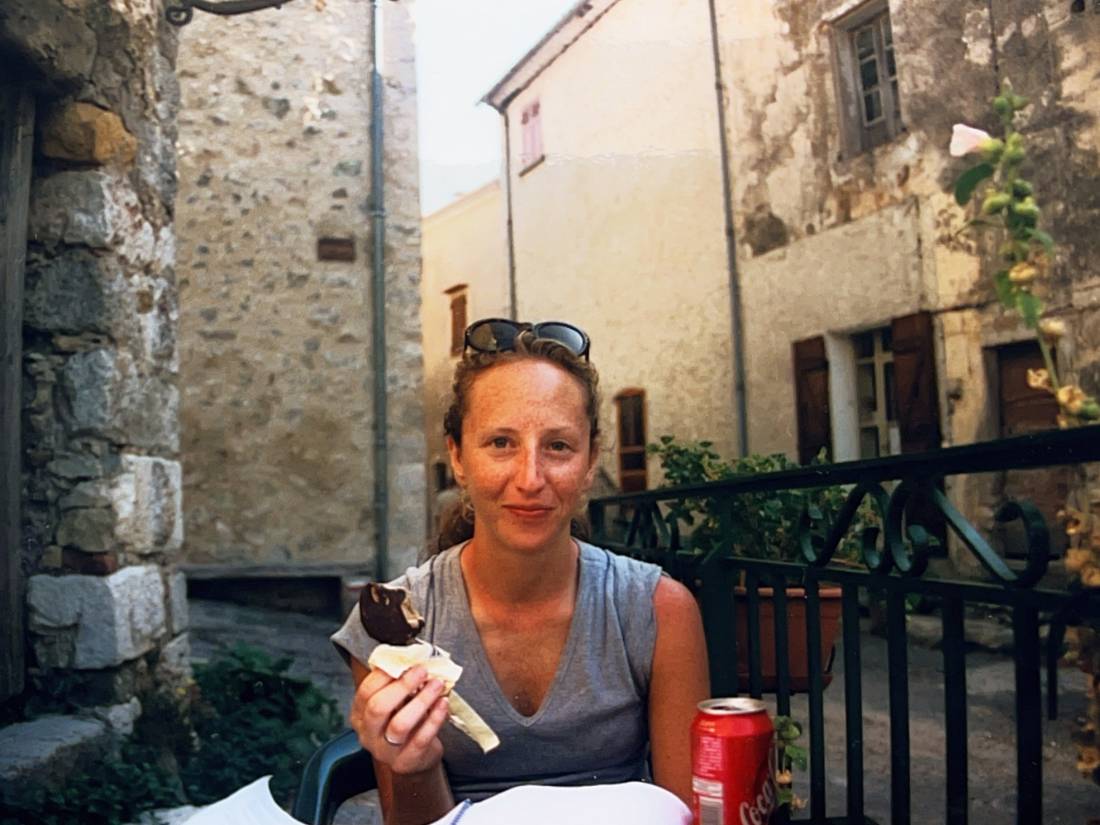 Eating a snack in Haute Provence |  <i>Janice Moskoff</i>
