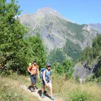 Hiking in the Ecrins National Park | Sally Guillaume