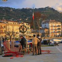 Mending nets, Santa Maria di Castellabate | John Millen