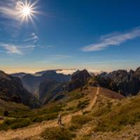 A hiker on the Madeiran trails around Pico Ruivo | AP Madeira