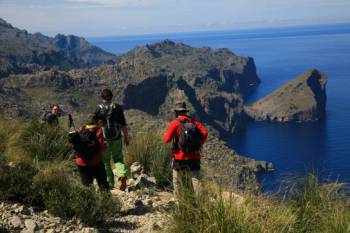 Trekkers walking to Cala Codolar and El Murteret, also known as Morro de Sa Vaca&#160;-&#160;<i>Photo:&#160;John Millen</i>