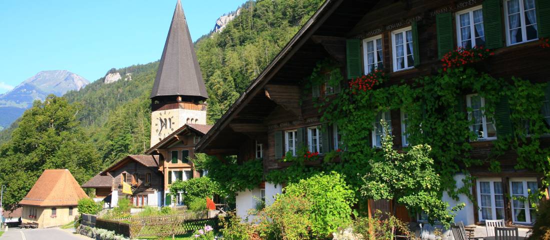 The cosy streets of Meiringen town