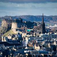A panoramic view of the historical city of Edinburgh | Highland Hiking