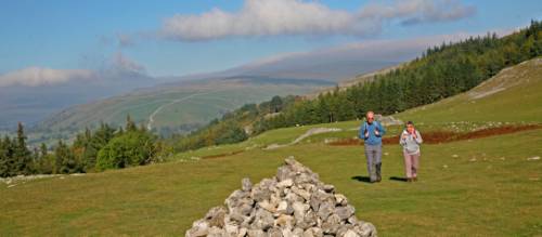 Easy walking on sale holidays